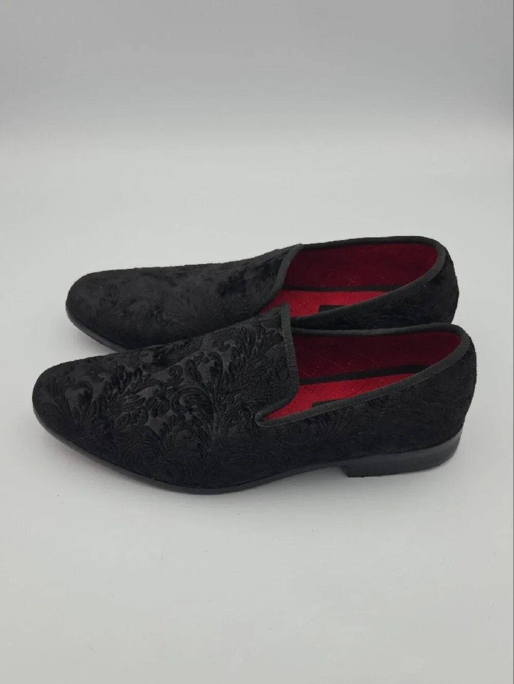 Men's Black Velvet Embossed Slip-On Loafers Size 9